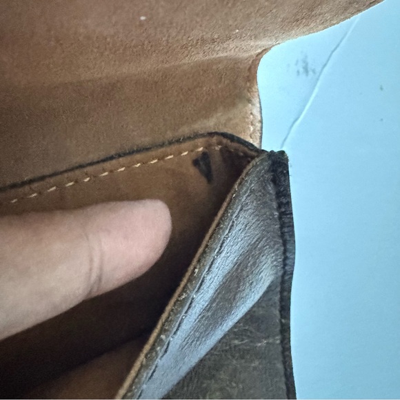 Patricia Nash Turquoise Tooled Leather Envelope Clutch Wristlet - Picture 6 of 6